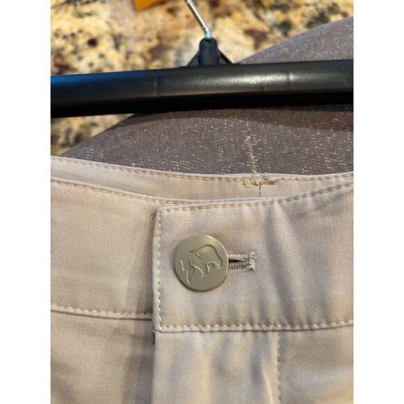 The Normal Brand Men’s 34 Hybrid 8.5” Inseam Shorts Stretch Golf Performance - Picture 4 of 6